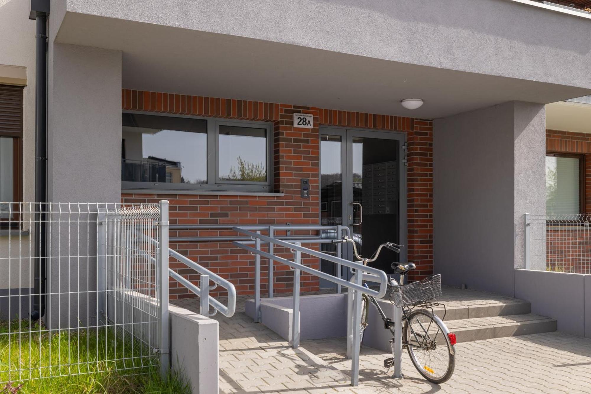 Ts Gold New Town Apartment & Free Private Parking Szczecin Buitenkant foto